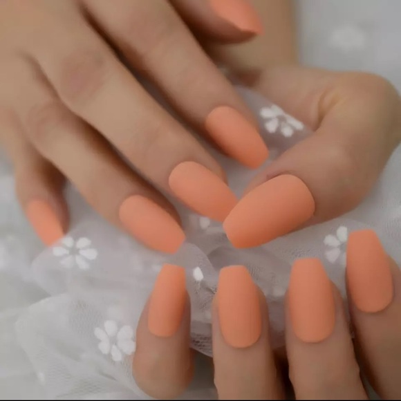 Matte Peach/Orange Press-On Nails - Picture 1 of 3